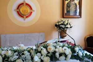 Decoro mensa Chiesa emozioni floreali di giusy surace – Villa San Giovanni