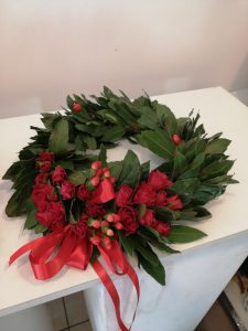 alt="coronciana alloro per laurea Emozioni Floreali Villa San Giovanni"
